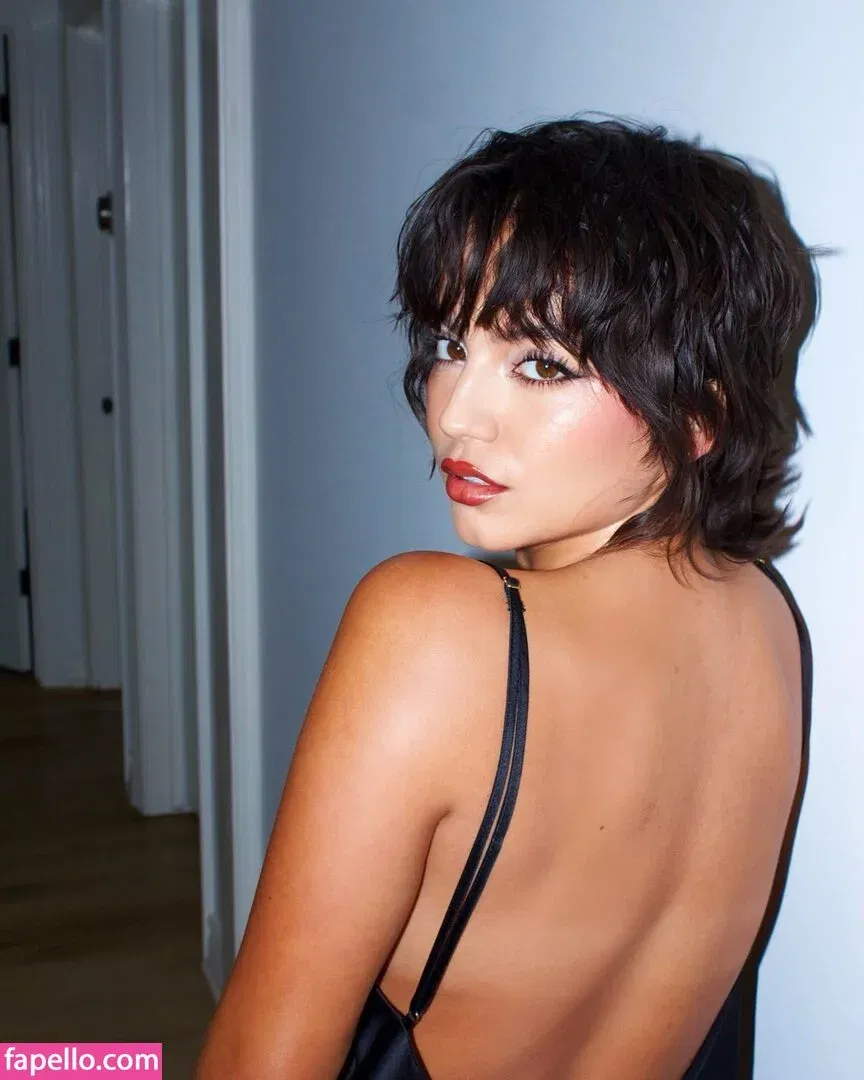 Isabela Merced Onlyfans Photo Gallery 