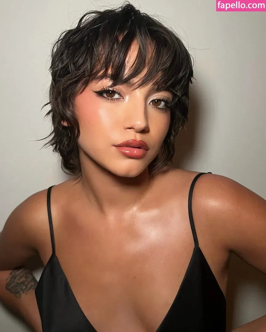 Isabela Merced Onlyfans Photo Gallery 