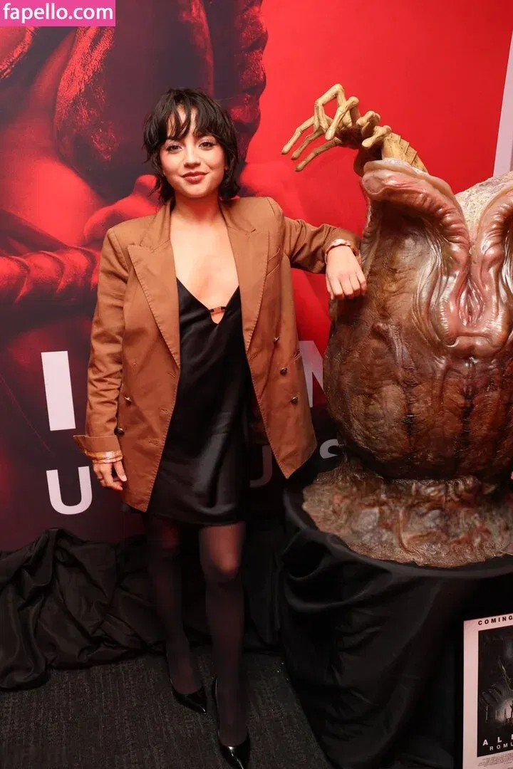 Isabela Merced Onlyfans Photo Gallery 