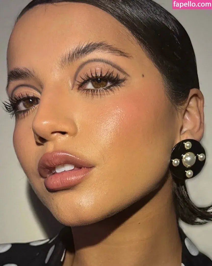 Isabela Merced Onlyfans Photo Gallery 