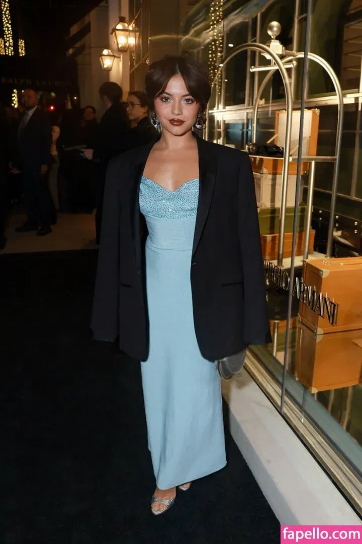 Isabela Merced Onlyfans Photo Gallery 