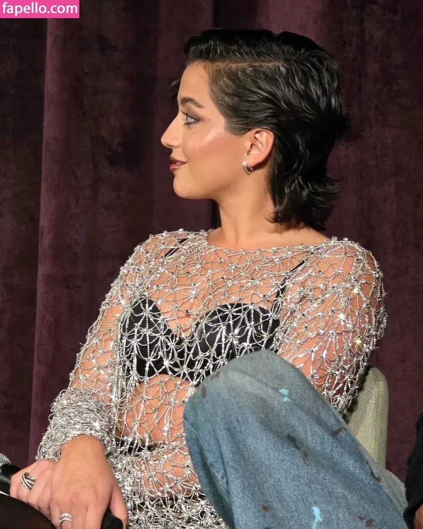 Isabela Merced Onlyfans Photo Gallery 