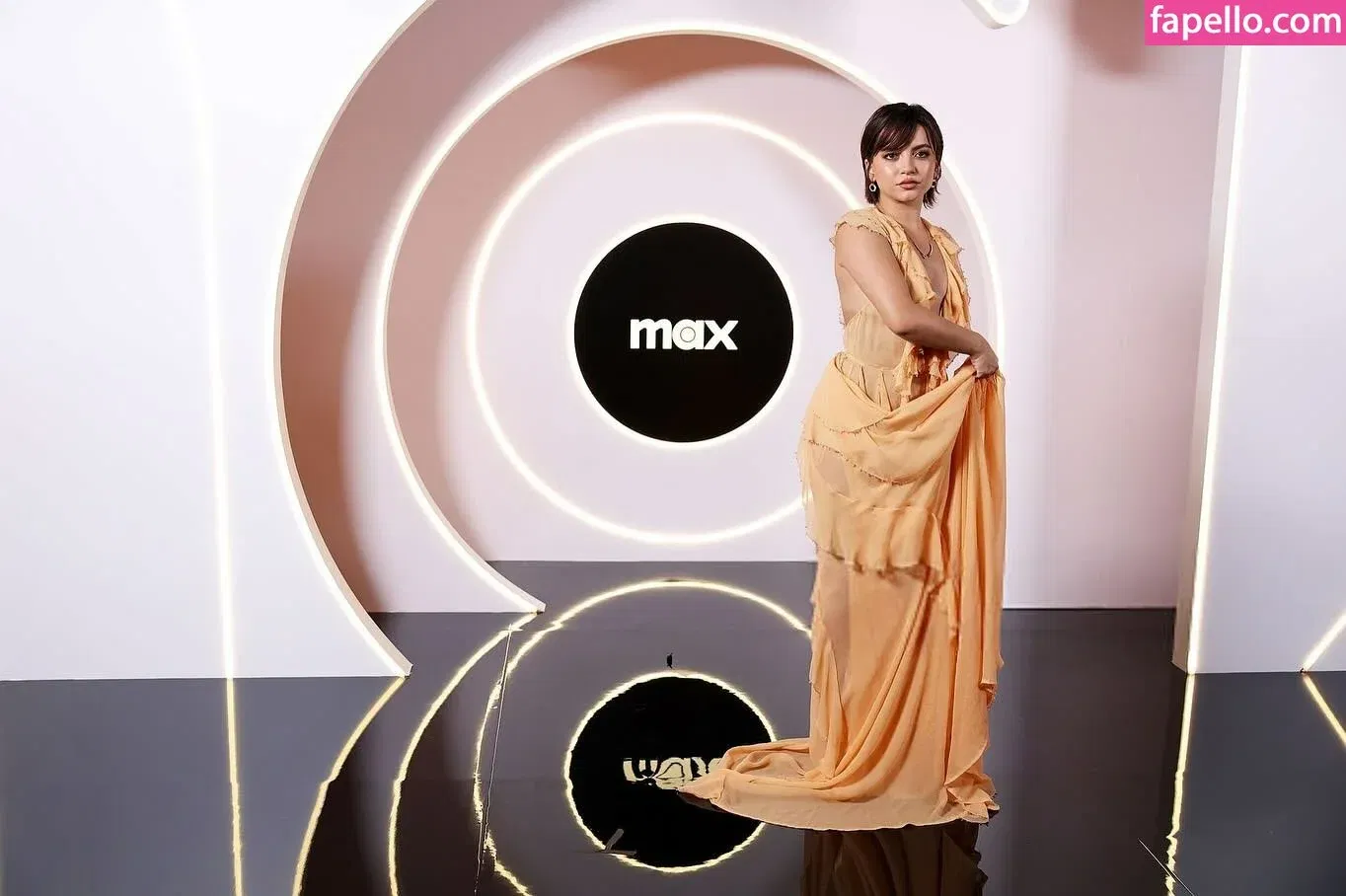 Isabela Merced Onlyfans Photo Gallery 