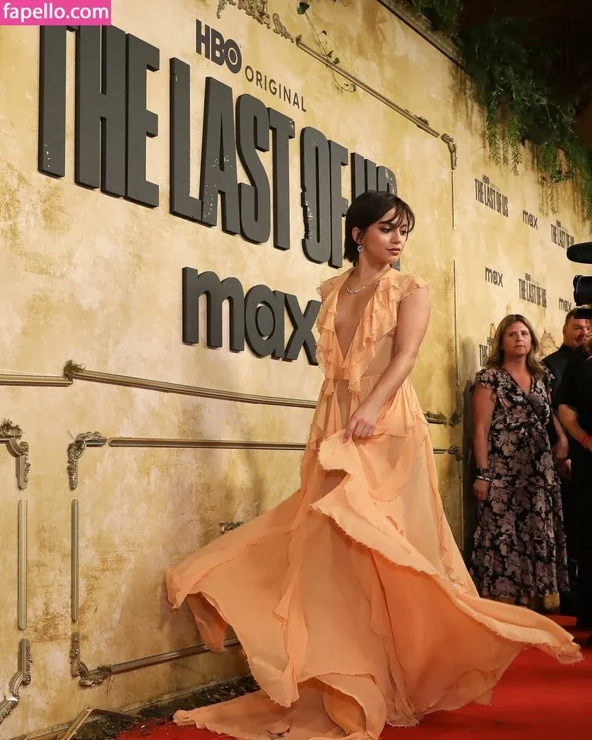 Isabela Merced Onlyfans Photo Gallery 