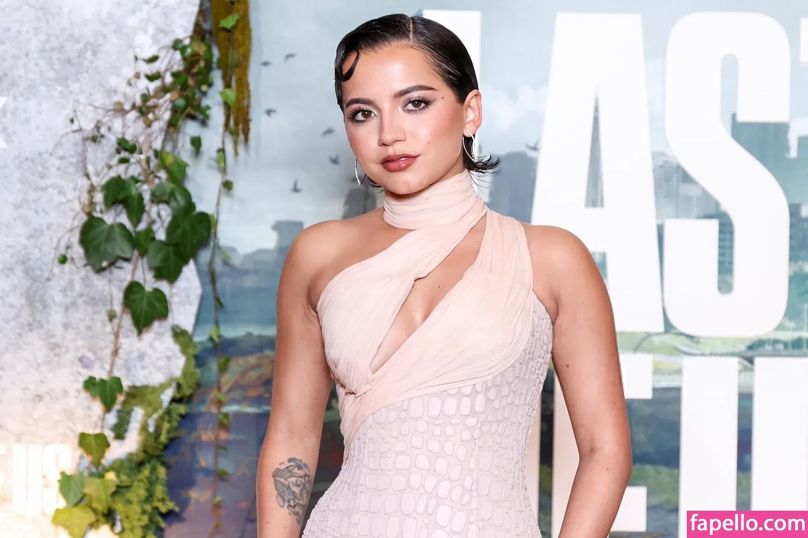 Isabela Merced Onlyfans Photo Gallery 