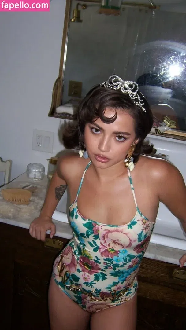 Isabela Merced Onlyfans Photo Gallery 