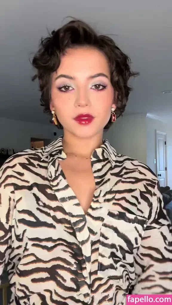 Isabela Merced Onlyfans Photo Gallery 