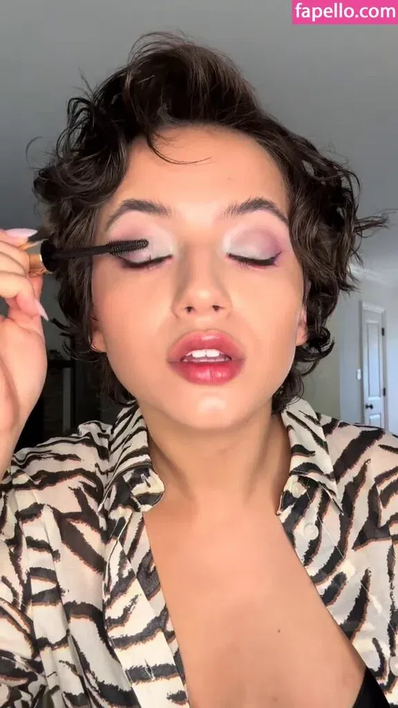 Isabela Merced Onlyfans Photo Gallery 