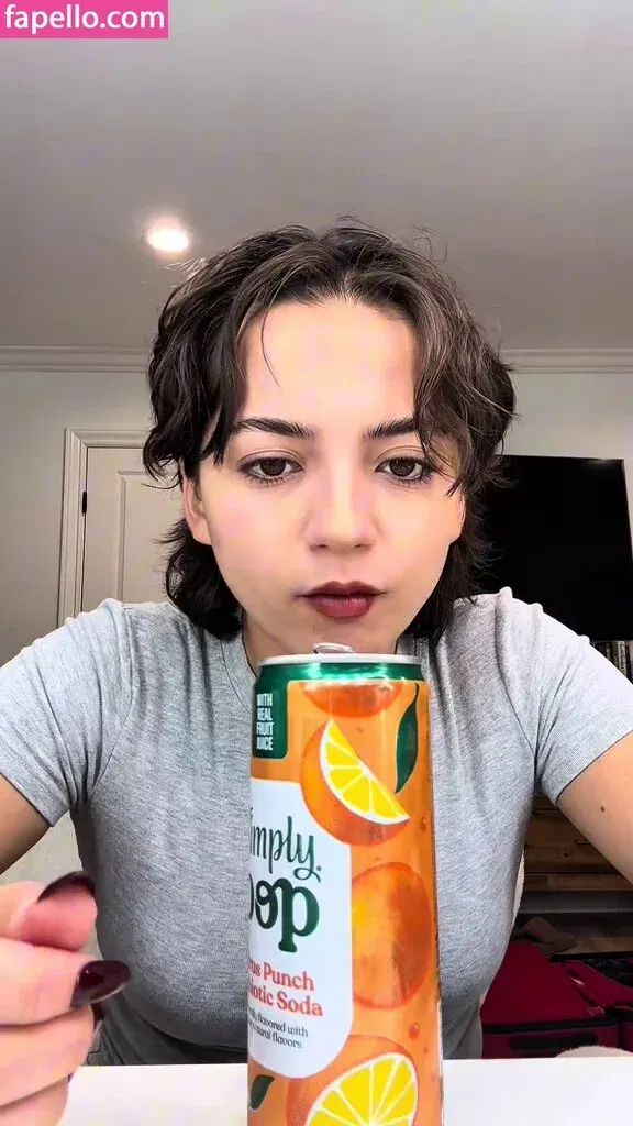 Isabela Merced Onlyfans Photo Gallery 