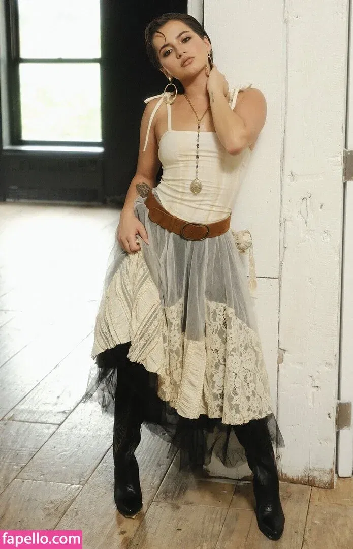 Isabela Merced Onlyfans Photo Gallery 