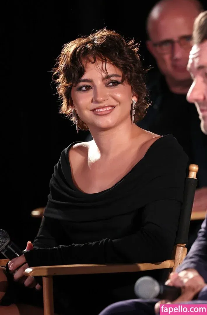 Isabela Merced Onlyfans Photo Gallery 