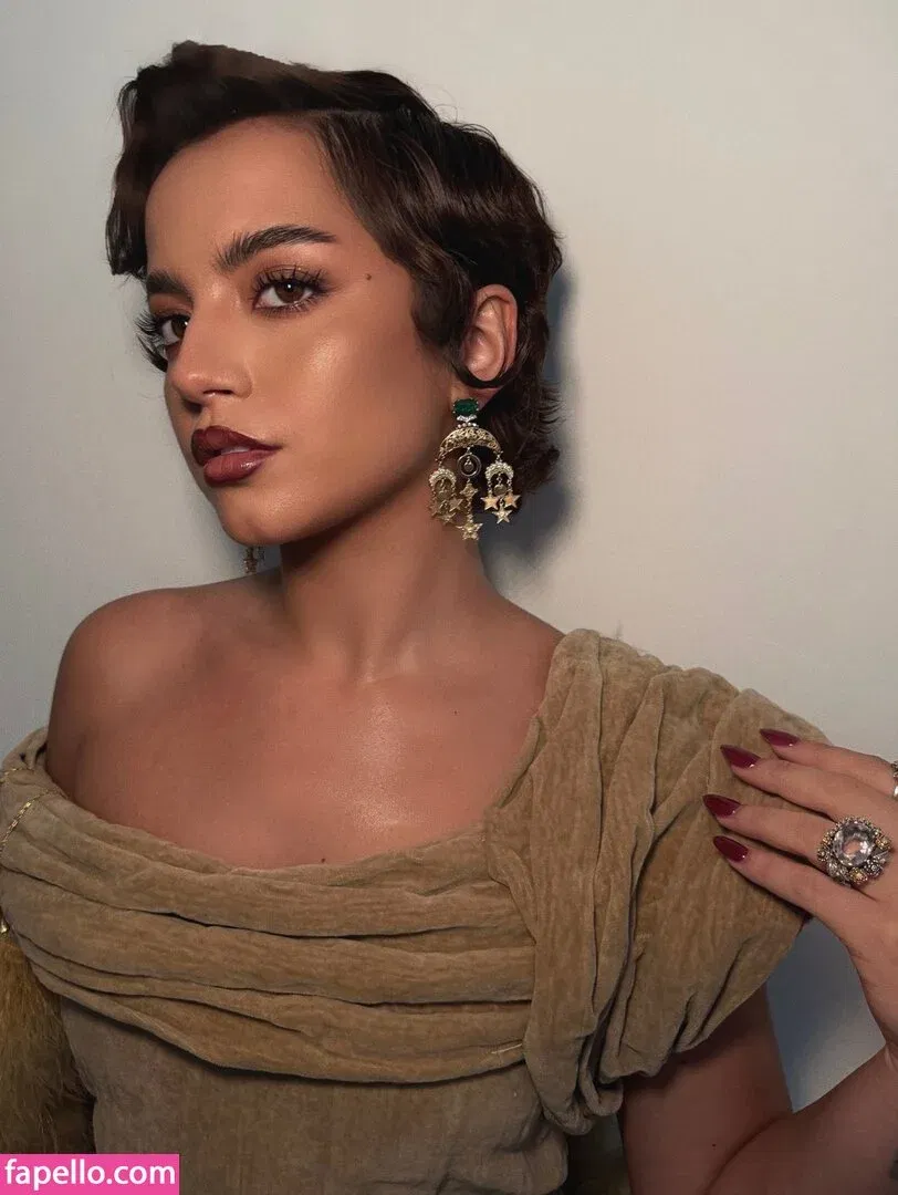 Isabela Merced Onlyfans Photo Gallery 