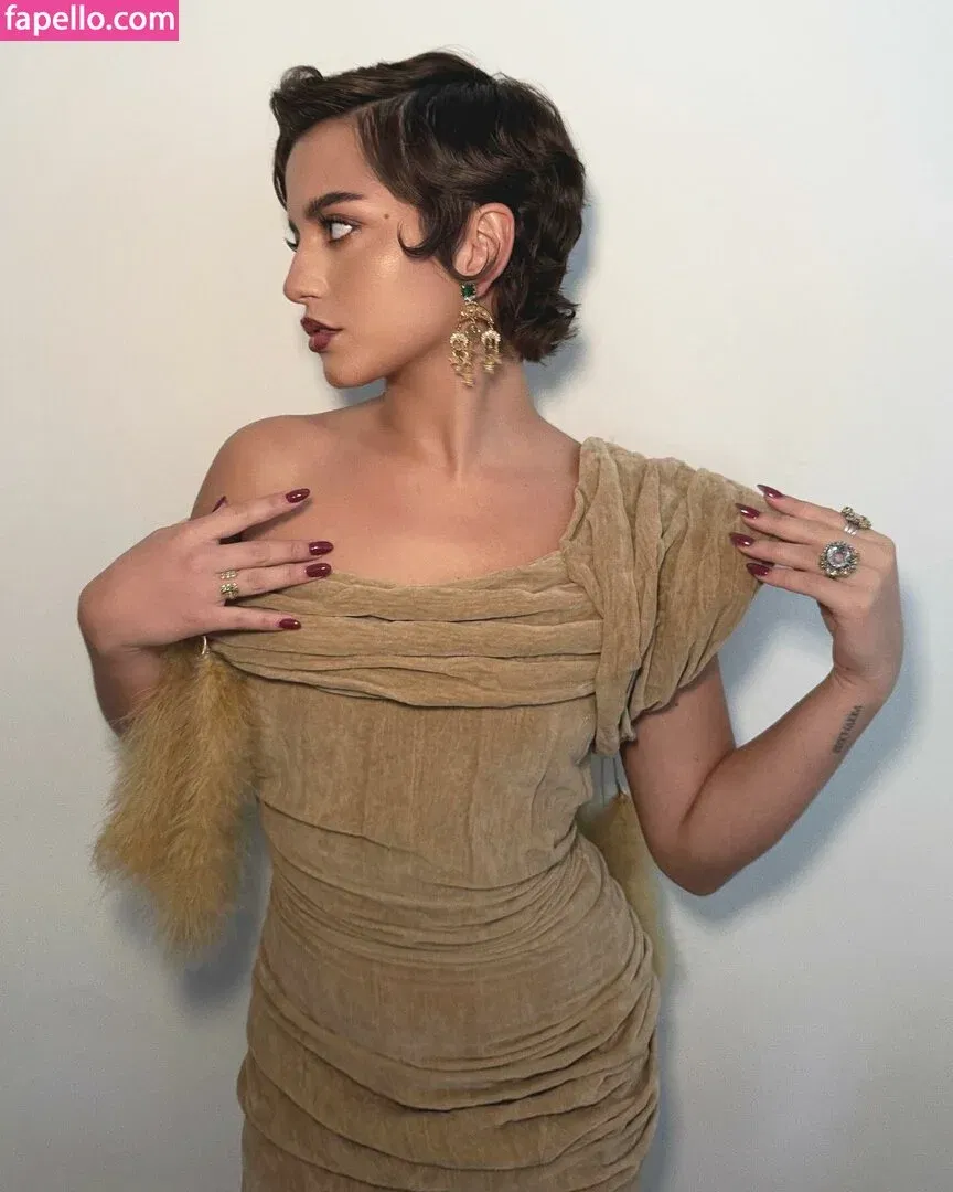 Isabela Merced Onlyfans Photo Gallery 