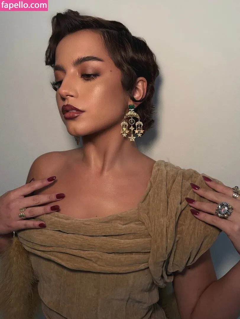 Isabela Merced Onlyfans Photo Gallery 