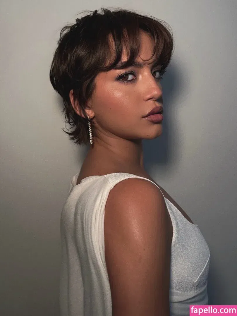 Isabela Merced Onlyfans Photo Gallery 