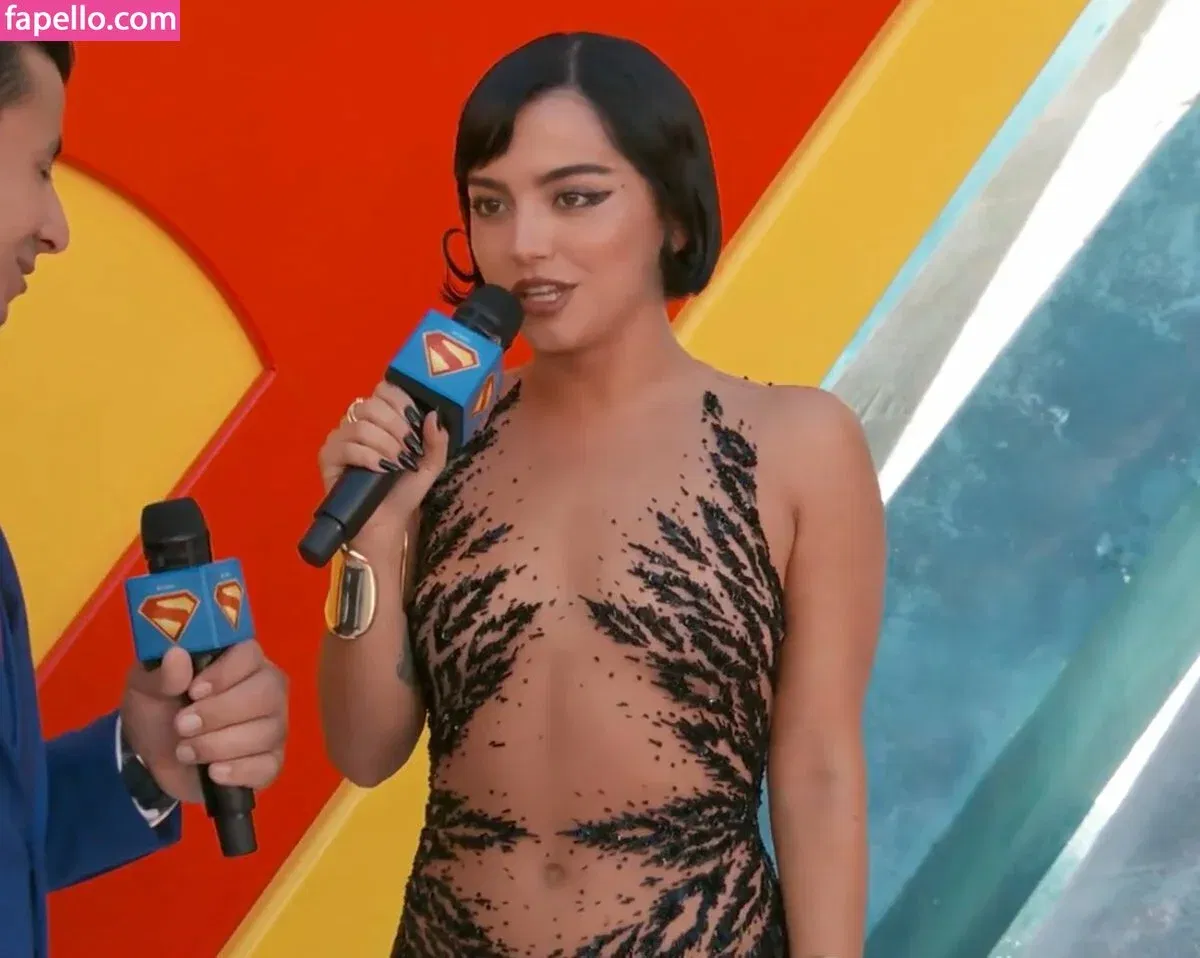 Isabela Merced Onlyfans Photo Gallery 