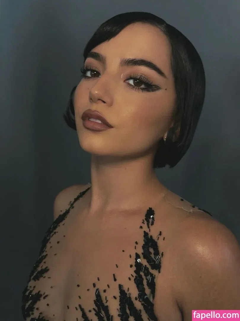 Isabela Merced Onlyfans Photo Gallery 
