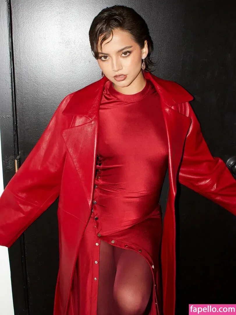 Isabela Merced Onlyfans Photo Gallery 