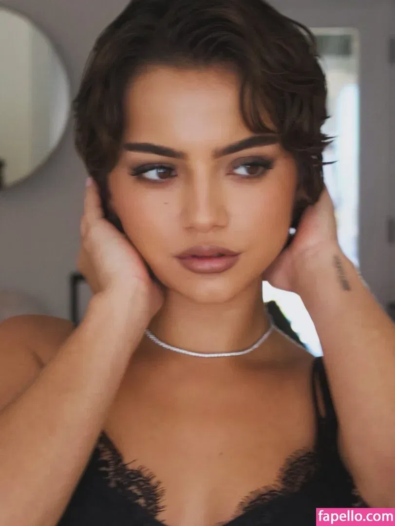 Isabela Merced Onlyfans Photo Gallery 