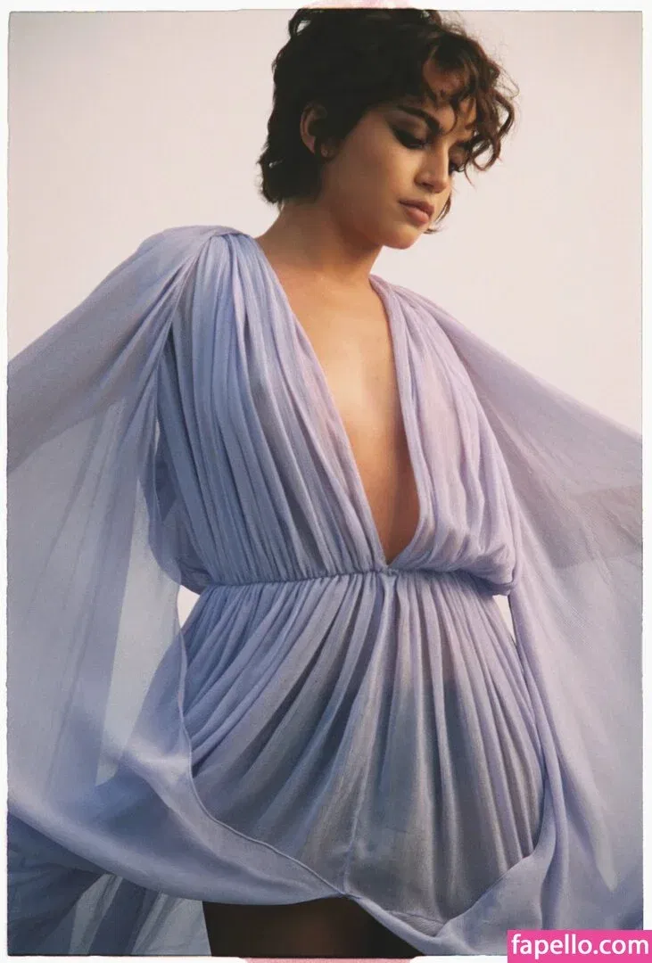 Isabela Merced Onlyfans Photo Gallery 