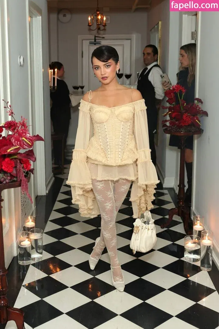 Isabela Merced Onlyfans Photo Gallery 