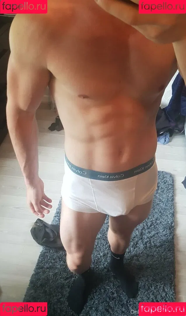 zedldn Onlyfans Photo Gallery 