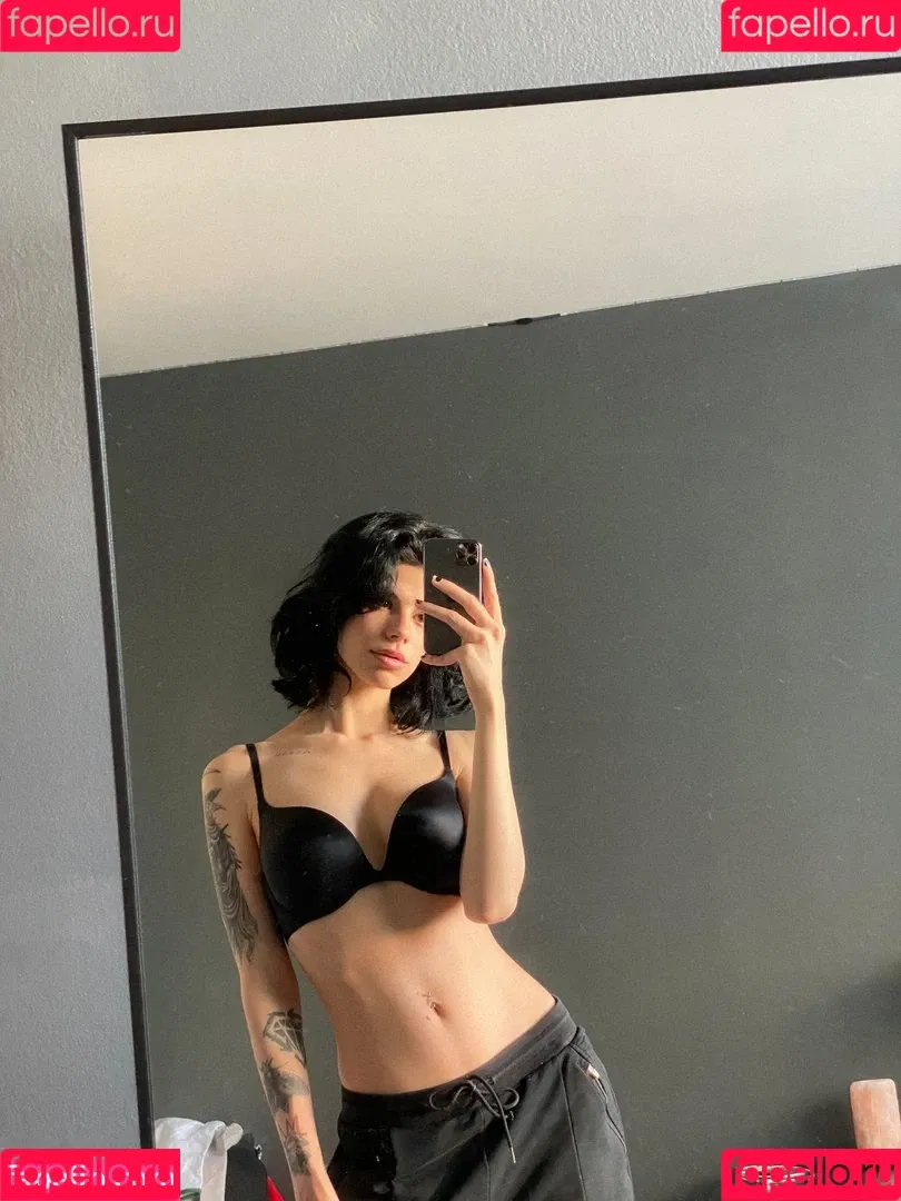 ellathrasher Onlyfans Photo Gallery 