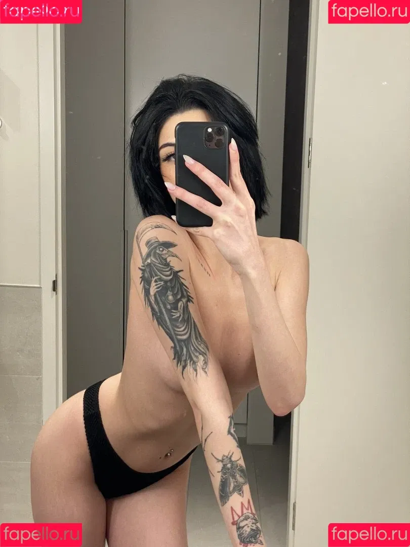 ellathrasher Onlyfans Photo Gallery 