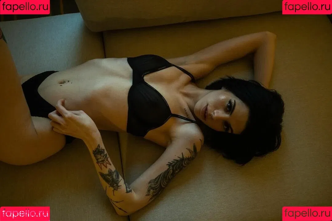 ellathrasher Onlyfans Photo Gallery 