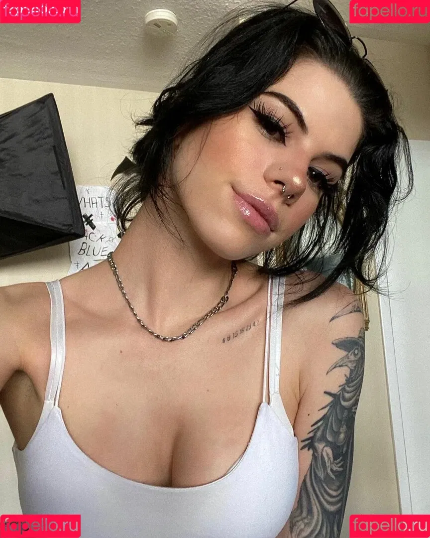 ellathrasher Onlyfans Photo Gallery 