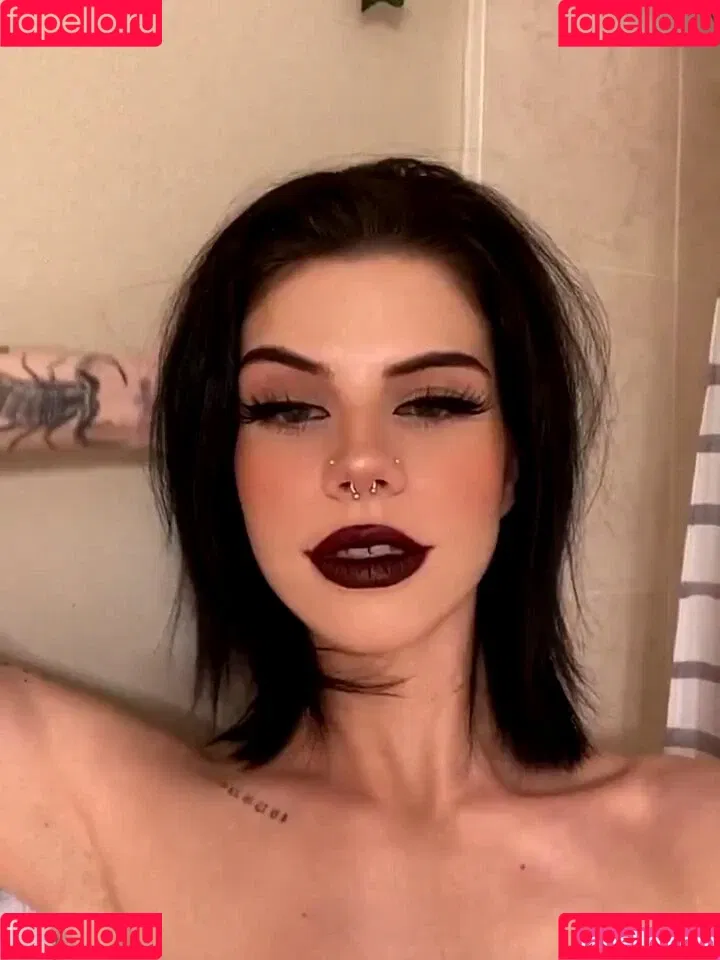 ellathrasher Onlyfans Photo Gallery 