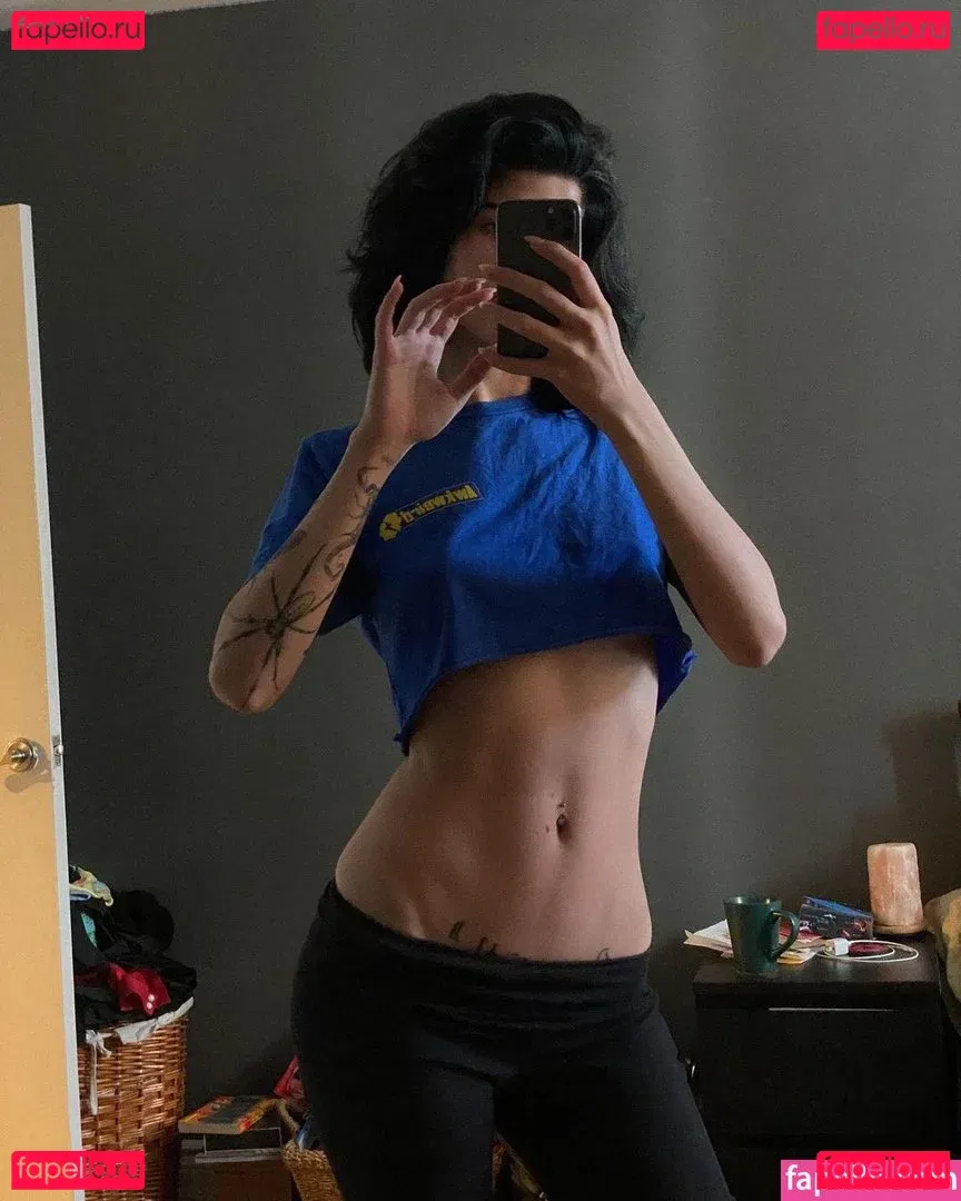 ellathrasher Onlyfans Photo Gallery 