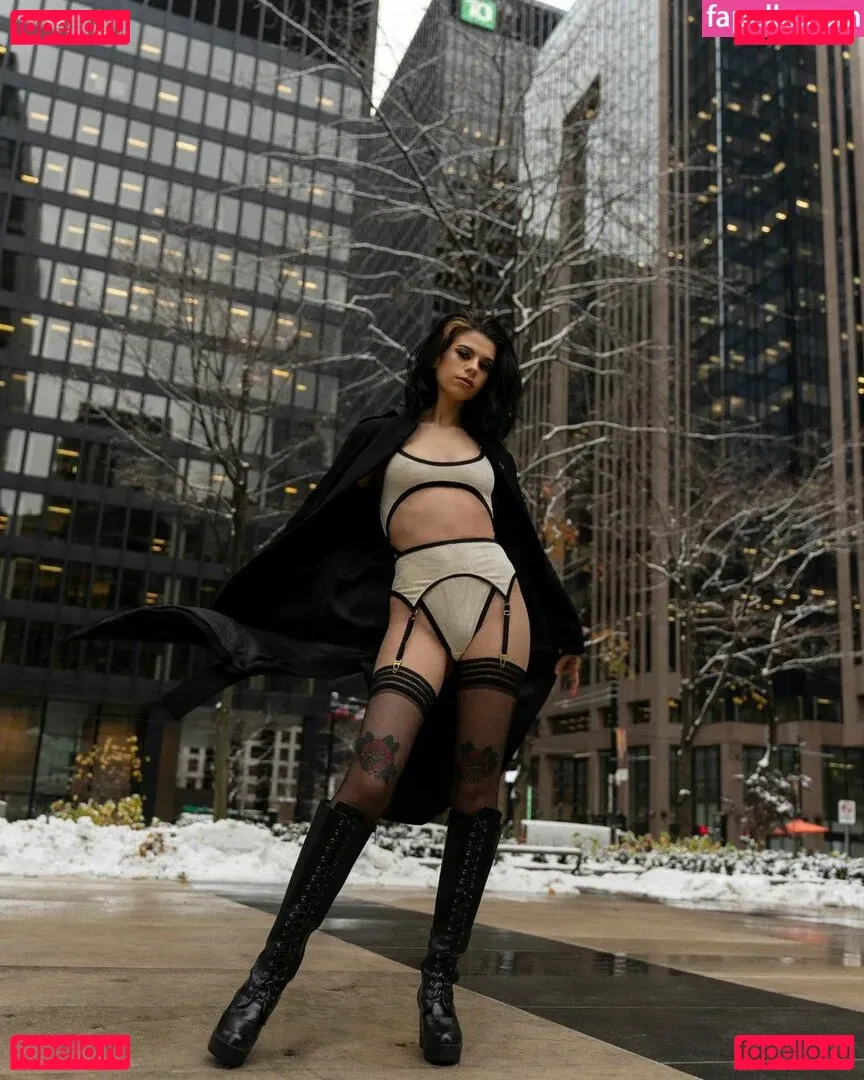 ellathrasher Onlyfans Photo Gallery 