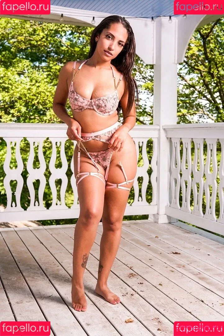 Domi Cosplay Onlyfans Photo Gallery 