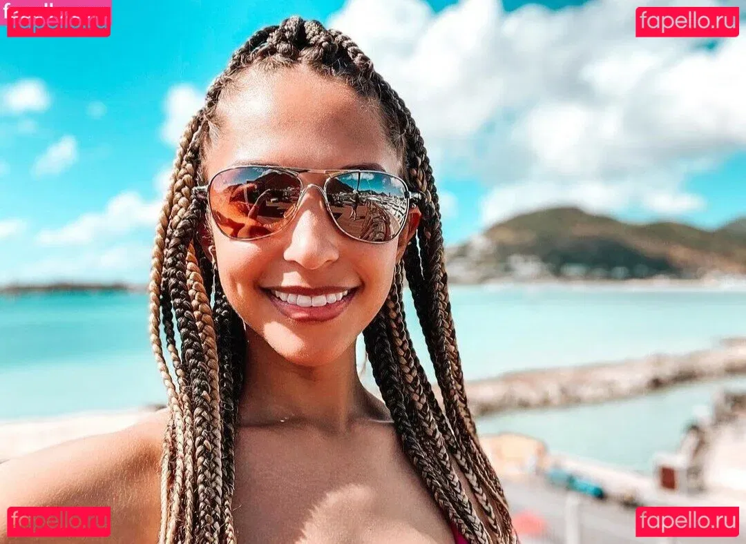 Domi Cosplay Onlyfans Photo Gallery 