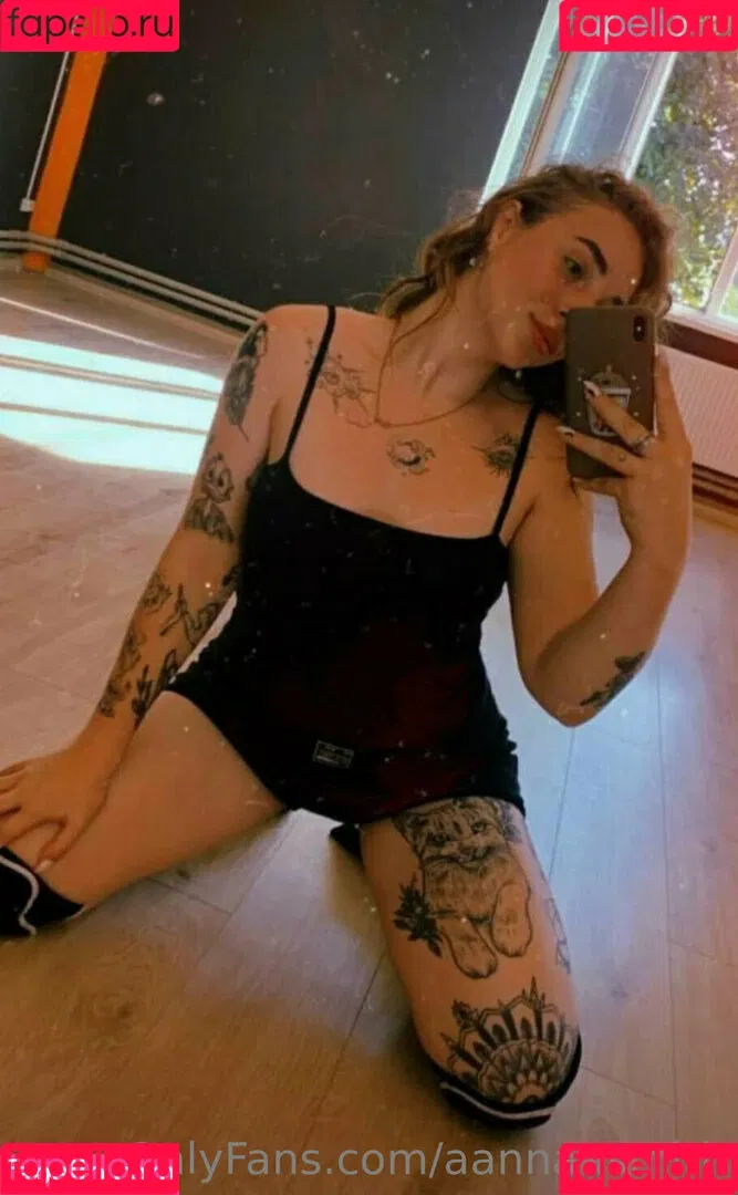 aannaasmith Onlyfans Photo Gallery 