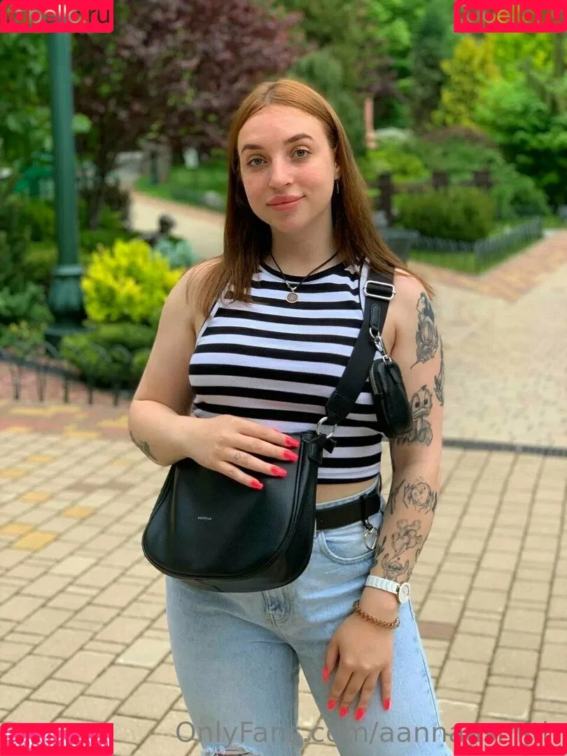 aannaasmith Onlyfans Photo Gallery 