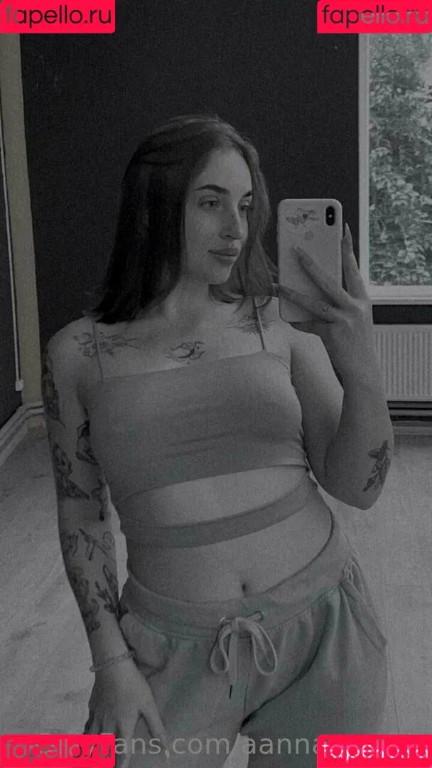 aannaasmith Onlyfans Photo Gallery 