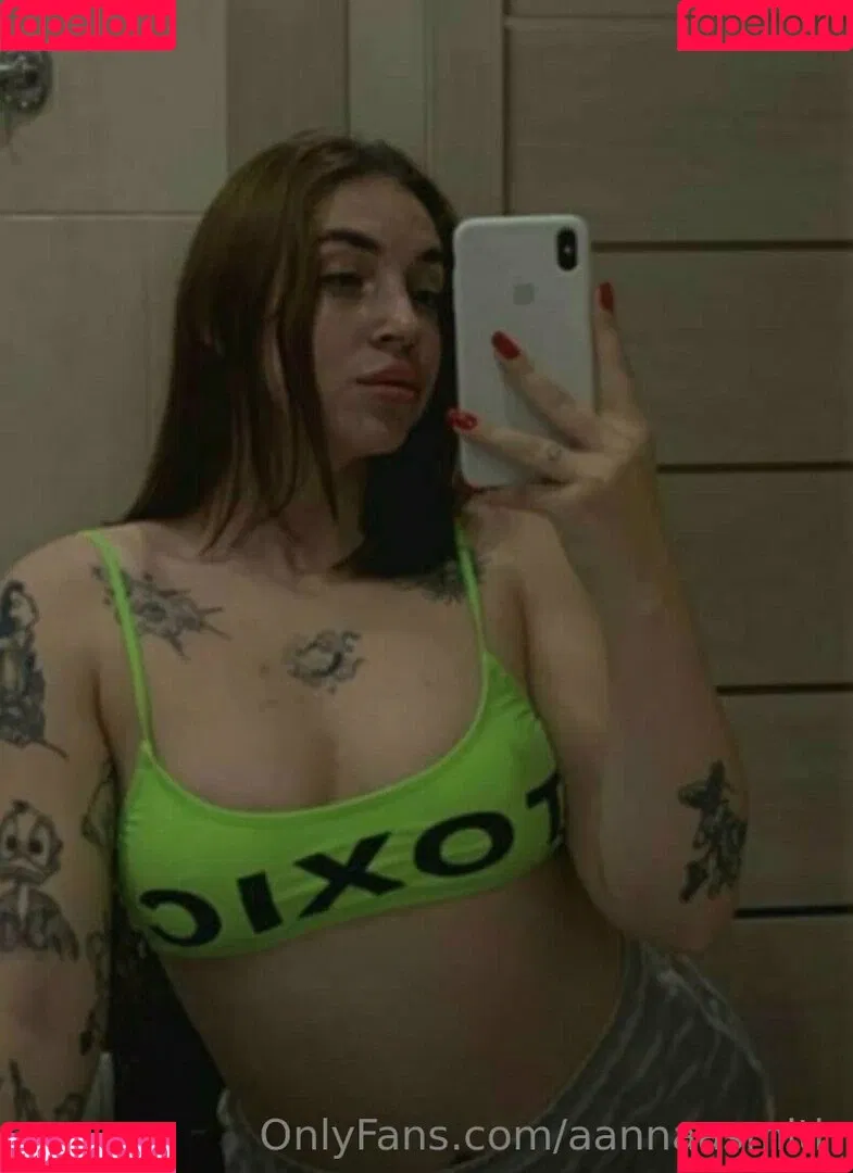 aannaasmith Onlyfans Photo Gallery 