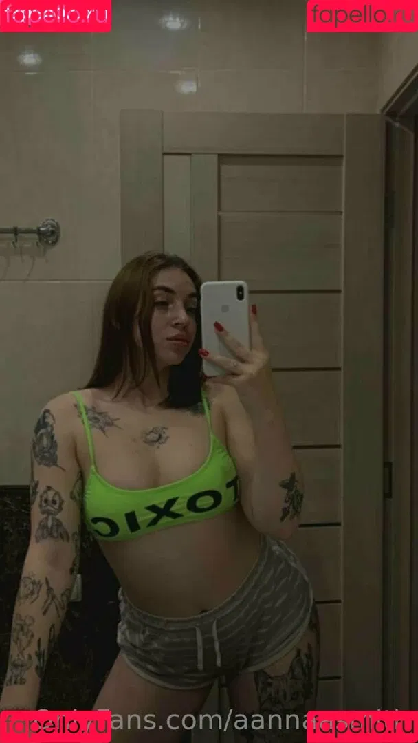 aannaasmith Onlyfans Photo Gallery 