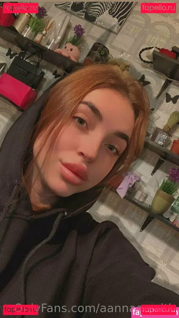 aannaasmith Onlyfans Photo Gallery 
