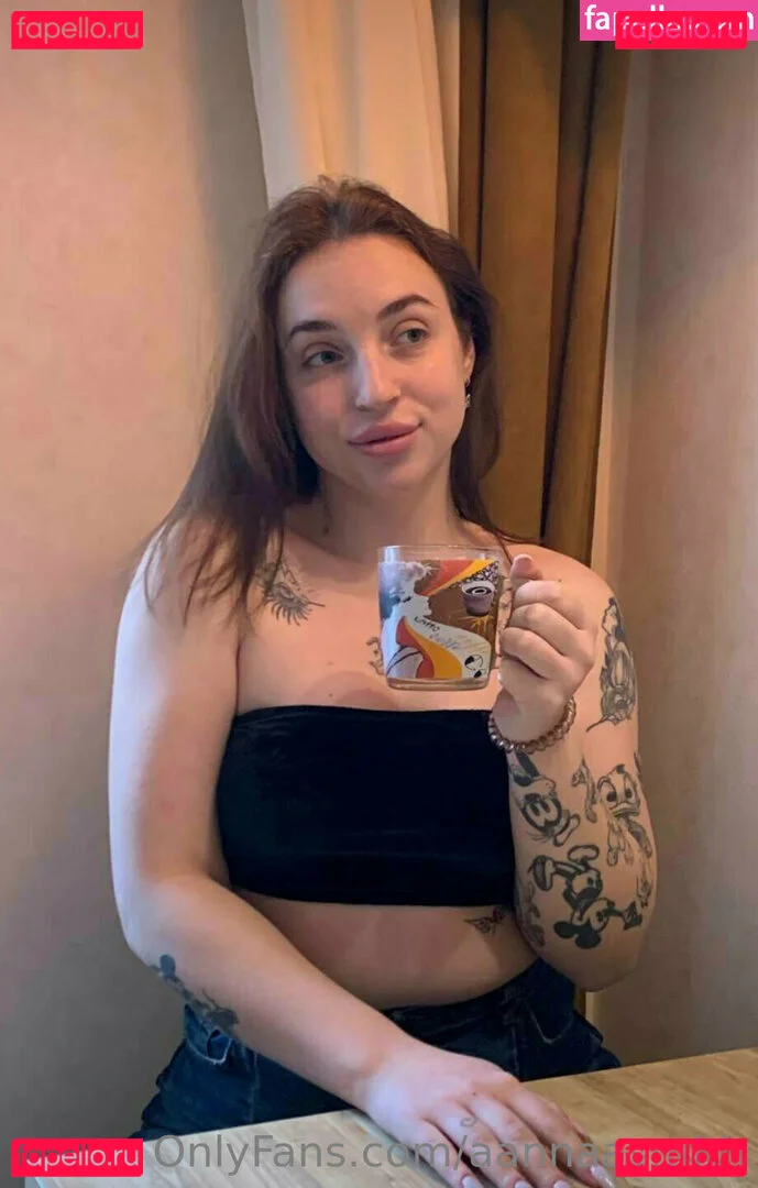 aannaasmith Onlyfans Photo Gallery 