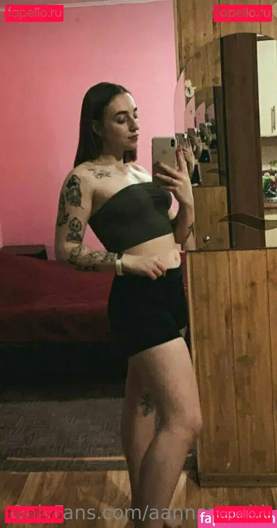 aannaasmith Onlyfans Photo Gallery 