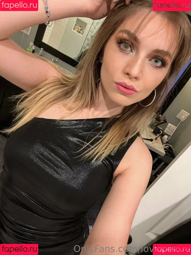 loveachloe Onlyfans Photo Gallery 