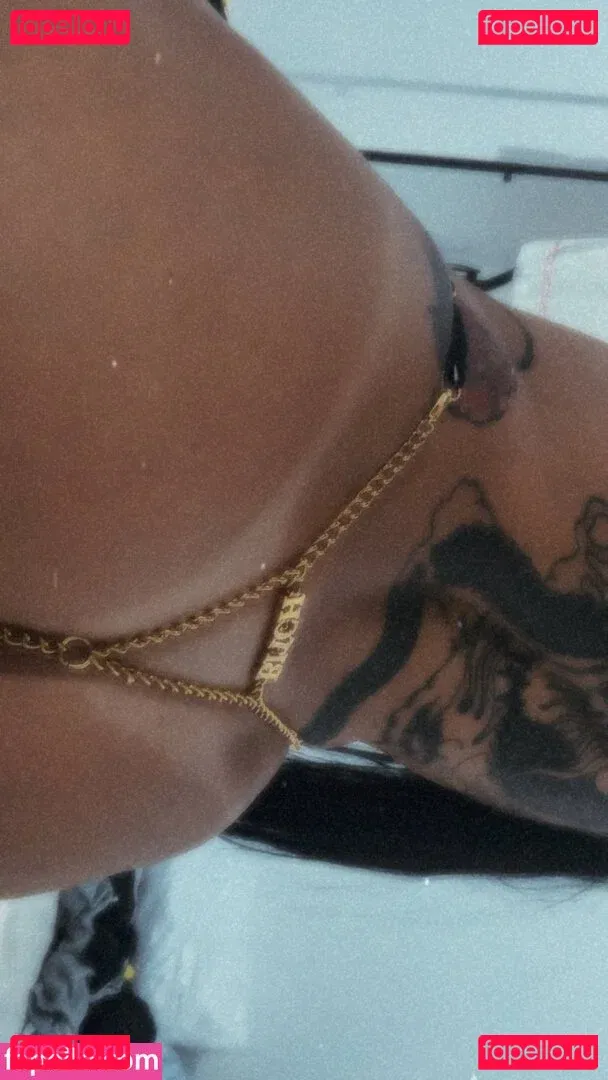 Psiubabi Onlyfans Photo Gallery 