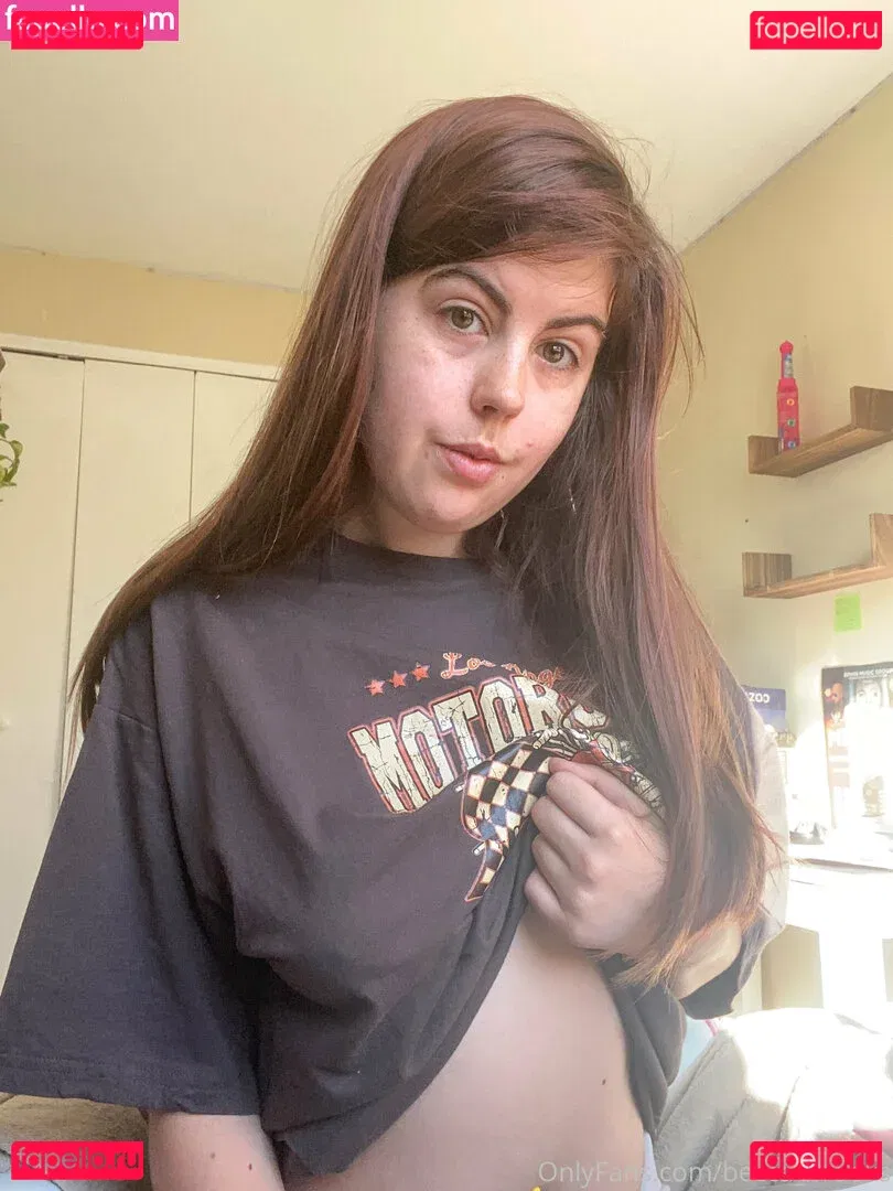 becca_brooks Onlyfans Photo Gallery 