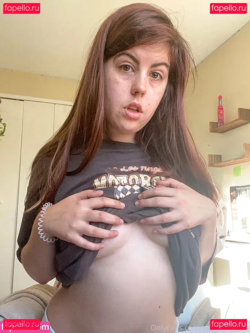 becca_brooks Onlyfans Photo Gallery 