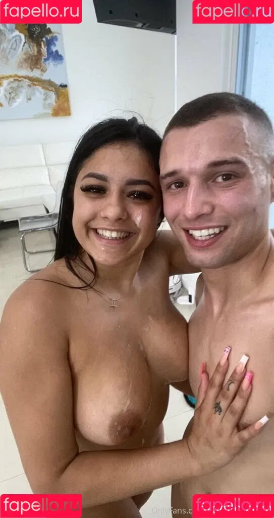 msserenasantos Onlyfans Photo Gallery 