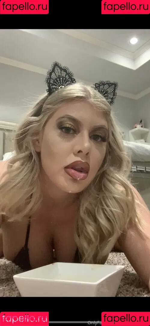 austynmonroe Onlyfans Photo Gallery 