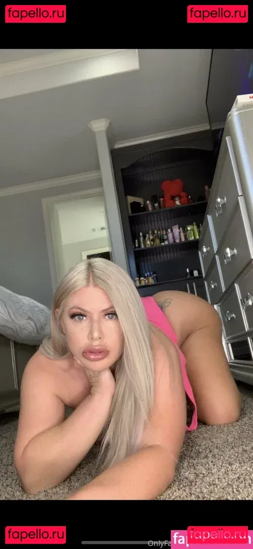 austynmonroe Onlyfans Photo Gallery 
